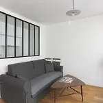 Eiffel Tower Royal Apartment