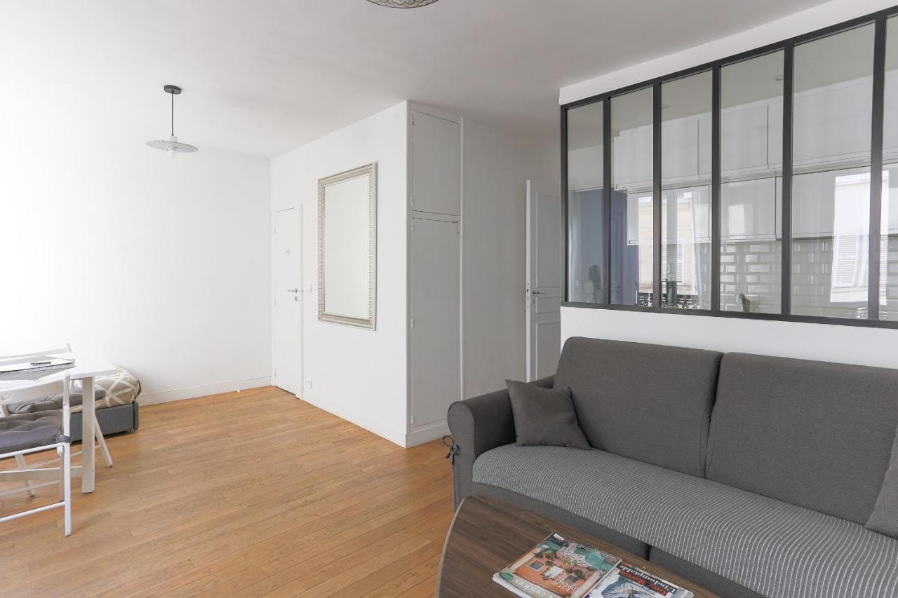 Eiffel Tower Royal *